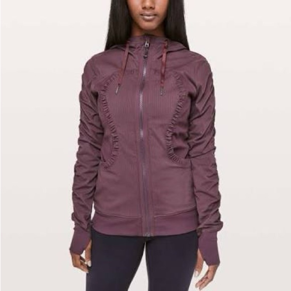 Lululemon dance studio jacket size 8 reversible plum zip
